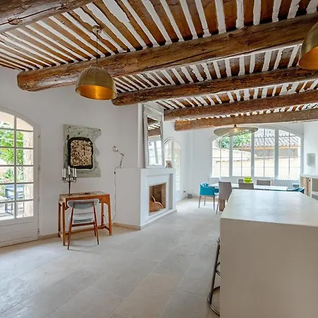 Rose The - Maison De Village Dans Le Luberon Holiday home Robion en Luberon